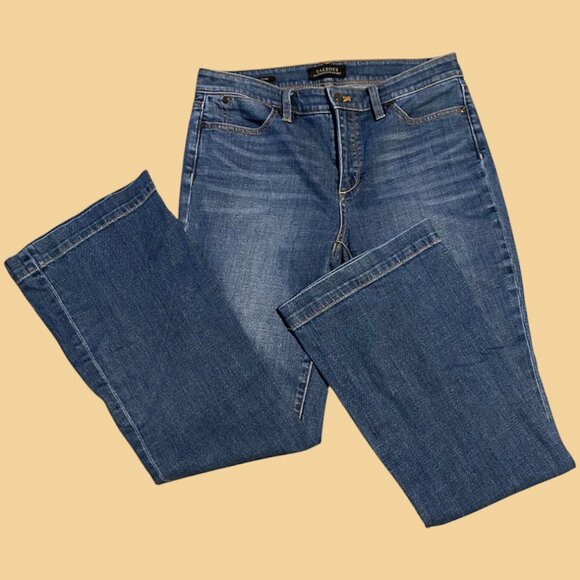 Talbots Flawless 5 Pocket Flare Jeans Size 6 - Picture 3 of 7